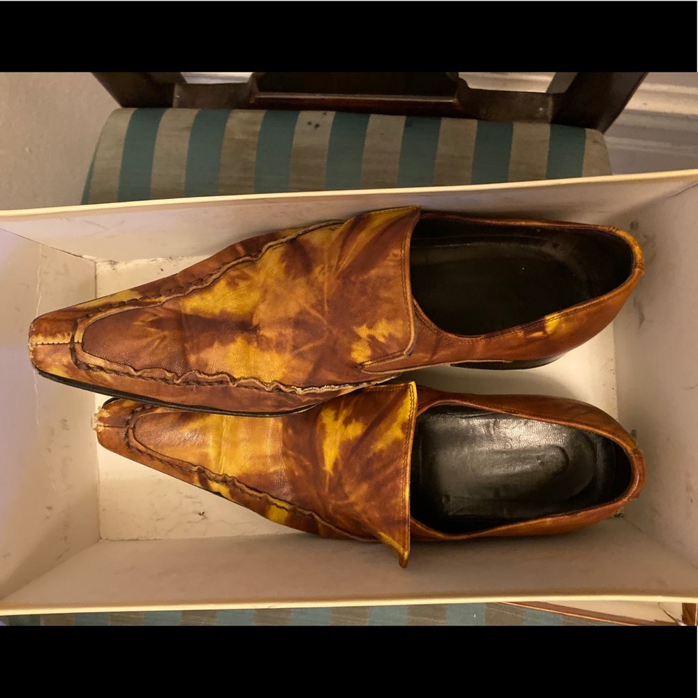 Fancy kangaroo leather pointy Italian slip ons